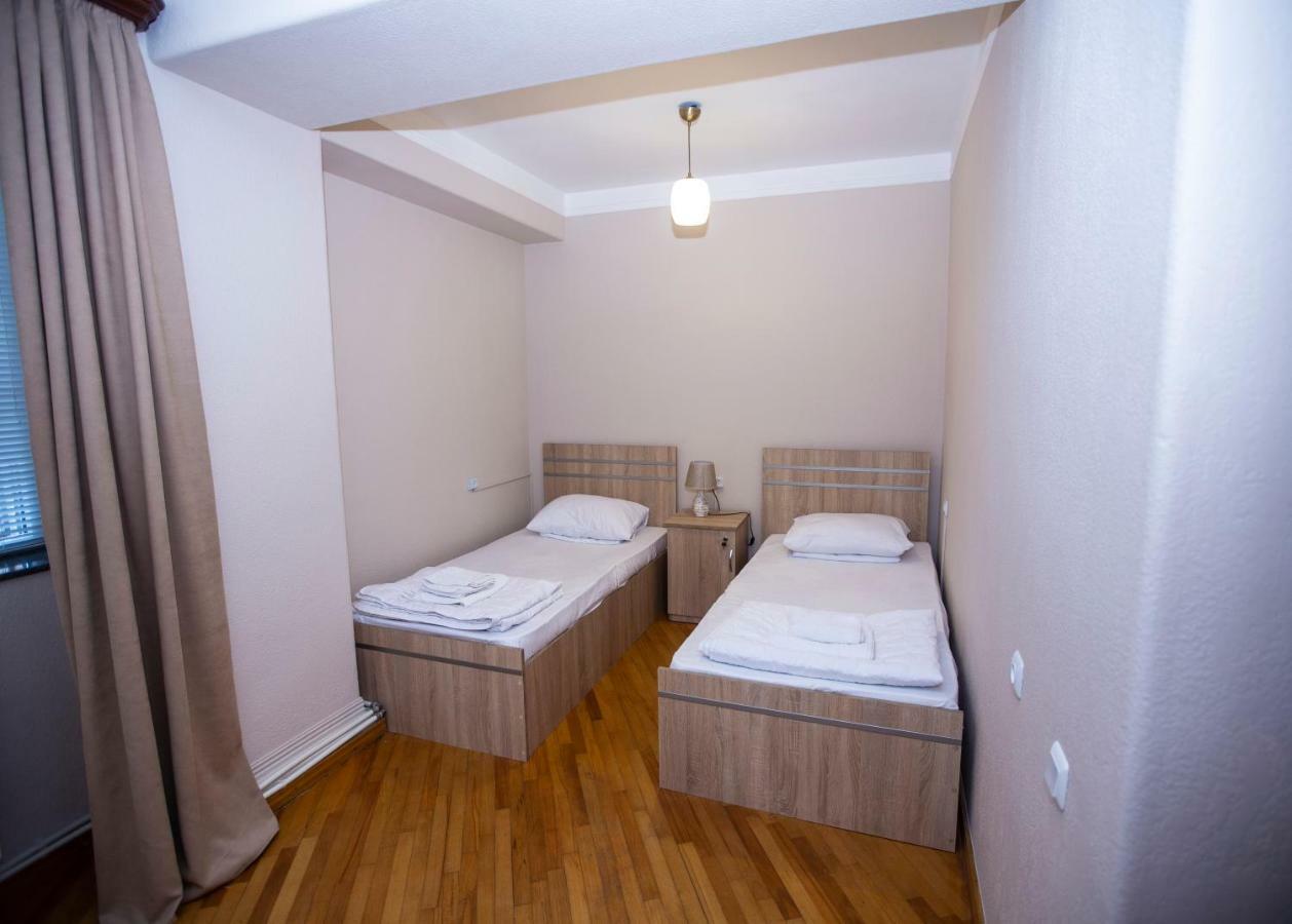 Sweet Sleep Hostel Jerevan Eksteriør billede